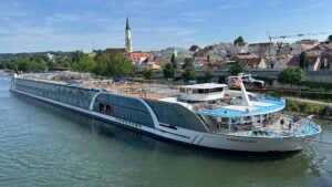 amamagna danube river cruise ship